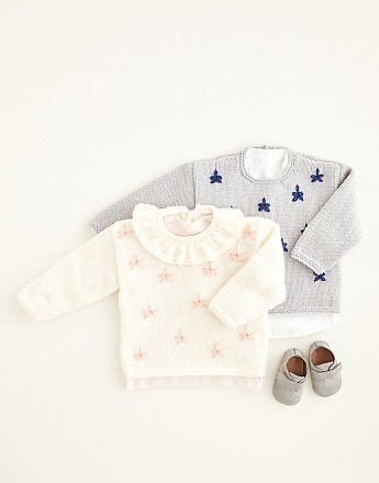 EMBROIDERED STAR SWEATERS IN HAYFIELD BABY BONUS DK - Click to Enlarge