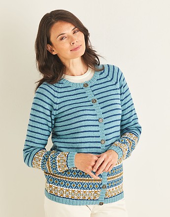 RAGLAN CARDIGAN IN SIRDAR COUNTRY CLASSIC 4 PLY - Click to Enlarge